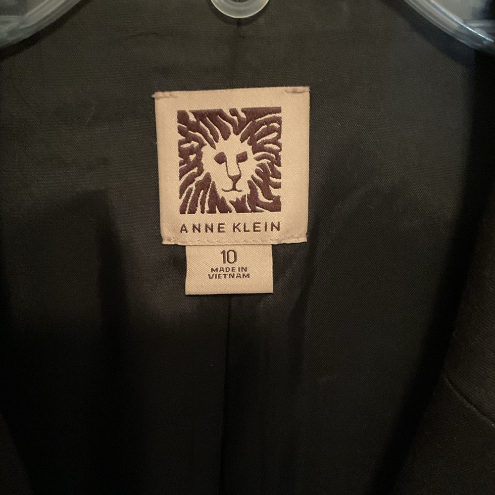 Anne Klein Elegant Black Blazer - Picture 3 of 3